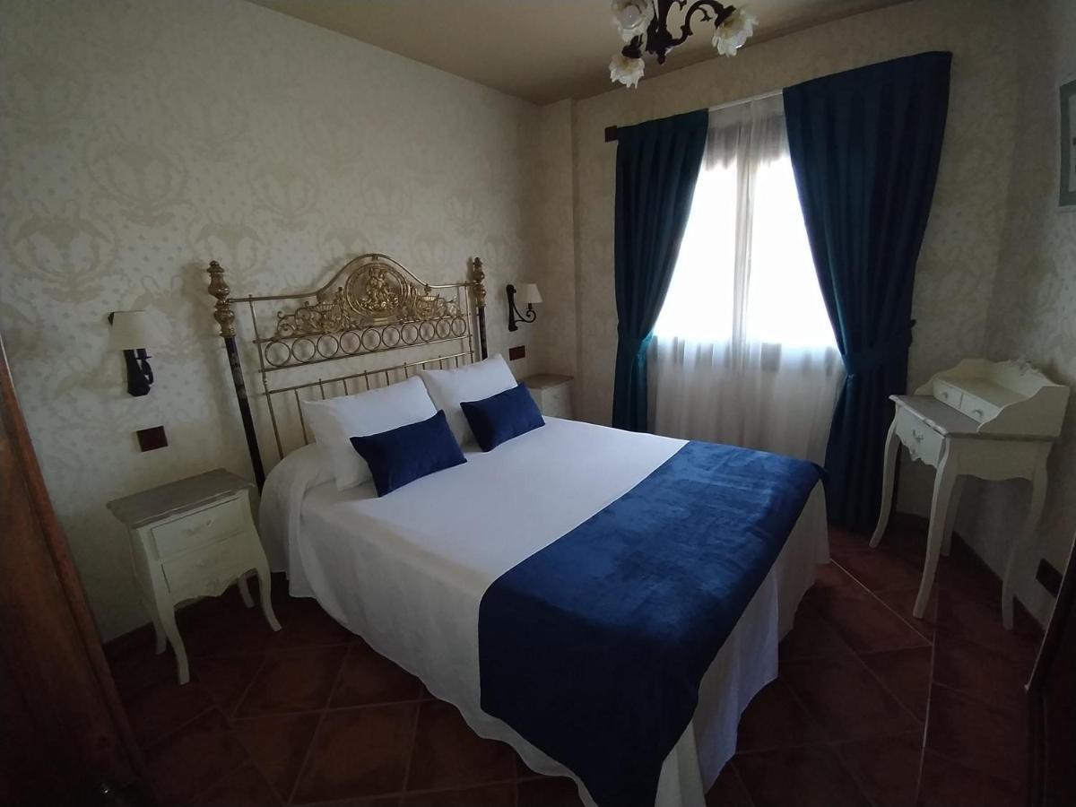 Hotel Rural El Nogal Madrona Exterior photo